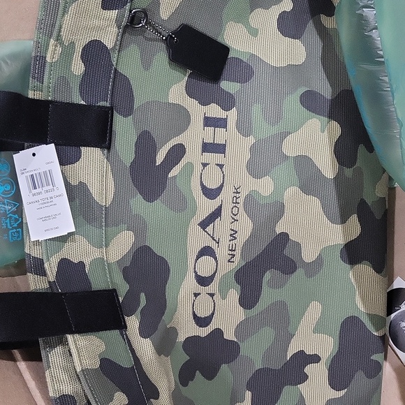 NEW! Men's Tote 38 with Camo Print in Gunmetal /Green Multi [only 1 left!] - Picture 7 of 8